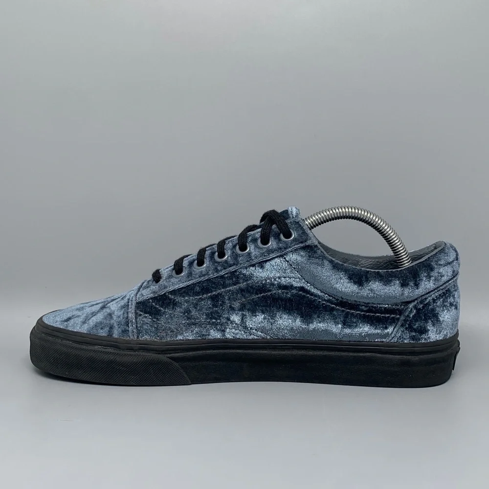 Vans Old Skool Crushed Velvet Navy Blue‎ Skate Shoes Men’s Sz 9.5 Women’s Sz 11
